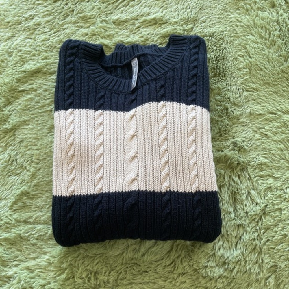 Hanna‎ Anderson Blue Cream Size S Women's Cable Knit Sweater